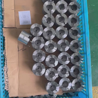 Boîtier en acier inoxydable ou en aluminium usiné sur commande par CNC avec alésage de précision et trous de fixation pour applications industrielles