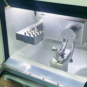 Macchina per fresatura a secco ad alta precisione dentale <span class=keywords><strong>cnc</strong></span> 5 assi cad cam sedia laterale fresatrice dentale per laboratorio - Product Image 4