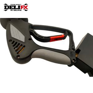 DELIFX Crazy Atmosphere Opération facile Tirer sur le T-Shirt Pistolet Pression d'air à main PVC Tee Shirt Lanceur pour petit spectacle - Product Image 2