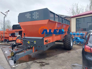 Camion d'épandage de <span class=keywords><strong>fumier</strong></span> de ferme diesel bon marché remorque d'épandage d'engrais - Product Image 4