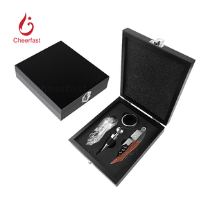 <span class=keywords><strong>Kit</strong></span> de 4 outils à vin le plus vendu : Collier anti-goutte pour vin, tire-bouchon, aérateur verseur de qualité alimentaire et bouchon à vin - Product Image 1