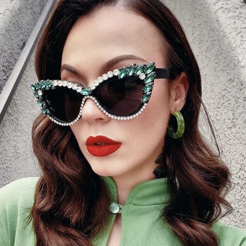 Trendy Cat Eye Rhinestone Sunglasses - UV400 Protection display picture 1