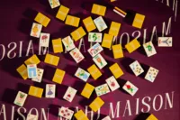 Ensemble de Mahjong Américain en Acrylique Personnalisé Gravé en Gros, Thème Parisien Français, Luxe, 160 Tuiles, Jeu de Mahjong