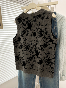 Gilet en tricot pour femme, motif abstrait encre éclaboussée, col rond, sans manches, coupe ample, collection automne, vente en gros, OEM ODM - Product Image 4