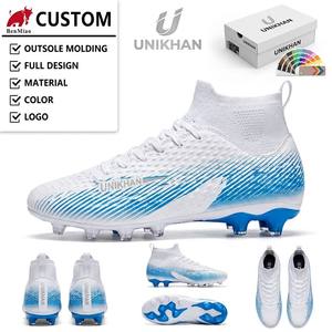 UNIKHAN - Tacos de Fútbol Personalizados Blancos y Azules Iridiscentes, Profesionales, AG/FG, Ligeros, Transpirables, de Alto Rendimiento - Product Image 1