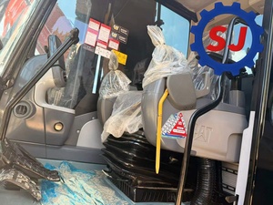 Excavadora de cadenas usada CAT 320D2L de 15 toneladas con cucharón de excavación de 0.32m³ de capacidad en buen estado - Product Image 4