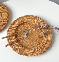 Assiettes de présentation en rotin tressé faites à la main de 13 pouces, sets de table en raphia tissé pour mariage, table à manger, décoration intérieure, tapis et sous-plats – Vente en gros
