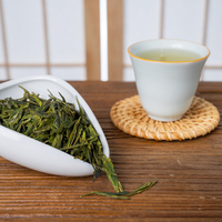Nouvelle récolte biologique Hangzhou Long Jing Dragon bien thé vert Xihu Longjing feuille emballée dans une boîte en sac et en vrac