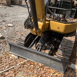 Mini-excavatrice Cat 302 CR d'occasion, 2 tonnes, petite pelle avec cabine climatisée - Product Image 5