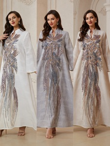 ชุดอาบายะผ้าตาข่ายประดับเลื่อมสำหรับผู้หญิง - Product Image 2