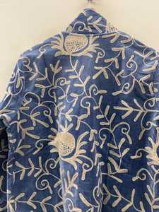 เสื้อแจ็คเก็ตกำมะหยี่ปักลายสัตว์สีเทา แต่งกระดุม ระบายอากาศได้ดี สไตล์วินเทจ งานฝีมือ  เหมาะเป็นของขวัญสำหรับเธอ - Product Image 5