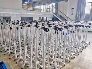 JD1500 mobile verticale 35 W Halogène lampe d'examen avec un rendu parfait des couleurs - Product Image 3