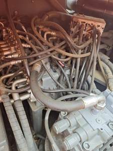 Excavatrice hydraulique d'occasion de haute qualité de 20 tonnes Excavatrice sur chenilles Hitachi ZX200 à vendre - Product Image 5