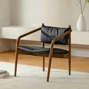<span class=keywords><strong>Fauteuil</strong></span> en bois de noyer avec coussin en <span class=keywords><strong>cuir</strong></span> PU microfibre noir - Chaise d'appoint de style moderne du milieu du siècle pour salon et coin lecture - Product Image 1