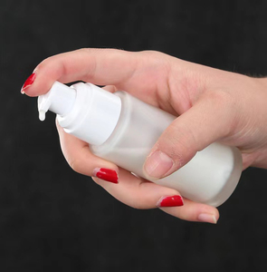 Xinrunjin Portable Small Molecule Glass Cosmetics <b>Spray</b> and Lotion <b>Bottle</b> with Screw Cap Customizable Logo Sub Packaging - Product Image 4