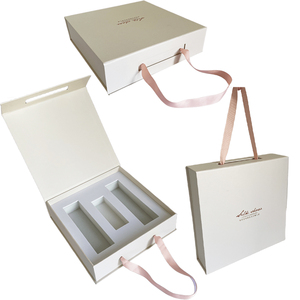 Tùy Chỉnh Thanh Lịch Kết Cấu Giấy Các Tông Mỹ Phẩm Đóng Mở Có Thể Gập Lại Gấp Từ Hộp Quà Tặng Bao Bì Với Ribbon Xử Lý - Product Image 1