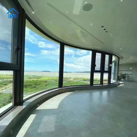 Ventana abatible arqueada abatible moderna con vidrio templado y Marco de aleación de aluminio Cortinas de persiana aisladas Diseño antirrobo