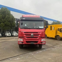 Camion de scelleur de copeaux d'asphalte personnalisé Howo camion de scellage de gravier synchrone camion de scelleur de copeaux d'asphalte synchrone