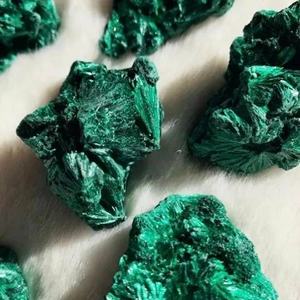 Pierres brutes de malachite de haute qualité en gros, minéraux cristallins, spécimen de malachite verte brute pour la guérison - Product Image 2