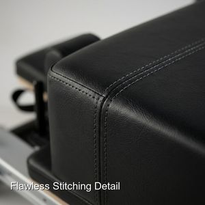 Reformer de Pilates Praga de alto rendimiento y pista completa, fabricado en aleación de aluminio, diseñado específicamente para clientes de Pilates Fittech. - Product Image 2