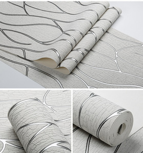 <span class=keywords><strong>Papier</strong></span> <span class=keywords><strong>peint</strong></span> de décoration intérieure moderne à rayures en peau de daim <span class=keywords><strong>papier</strong></span> <span class=keywords><strong>peint</strong></span> <span class=keywords><strong>intissé</strong></span> pour chambre à coucher <span class=keywords><strong>papier</strong></span> <span class=keywords><strong>peint</strong></span> de fond de salon TV pour la décoration - Product Image 3