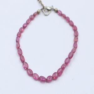 สร้อยข้อมือลูกปัดทับทิมแดงธรรมชาติคุณภาพ AAA+ รูปทรงอัญมณีเคลือบเงิน งานคริสเตียน คุณภาพเยี่ยม สำหรับทำเครื่องประดับเลียนแบบ - Product Image 1