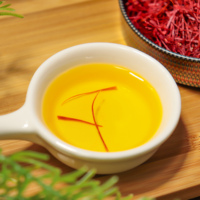 Prix de gros Safran de qualité supérieure Safran de crocus Biologique Safran pur Fleur de safran