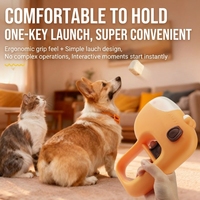 Lanceur de friandises interactif moderne en polyester pour chats et chiens, avec fonction de lancement à une touche