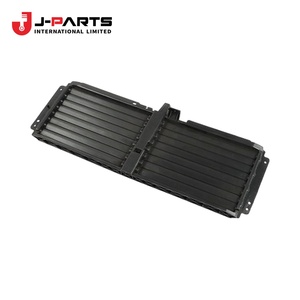 Plaque de protection de radiateur pour Toyota HIACE KCH10 Granvia 2000-2002 OE 74539-26020 7453926020 - Product Image 5
