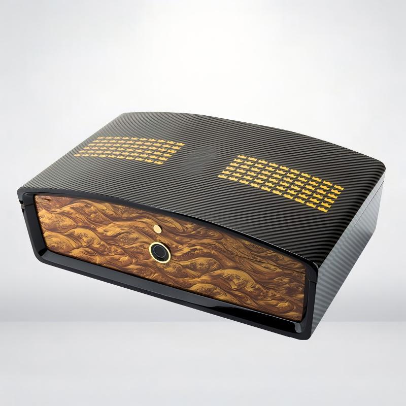 Luxurious Solid Cedar Wood Cigar Box