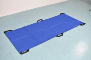 ADVAN-Camilla suave plegable para transferencia de pacientes, cama de hospital portátil con seis mangos azules, ADVAN, a la venta, 2017 - Product Image 3