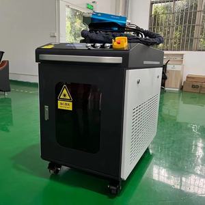 Nouvelle machine de dérouillage et de nettoyage de laser de fibre pour l'enlèvement de graffiti d'huile de revêtement de surface de peinture en métal - Product Image 4