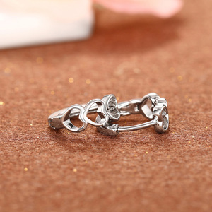 Pendientes de aro con forma de corazón de plata 925 Luvaj para mujer, joyería romántica para uso diario, acabado en oro blanco - Product Image 5