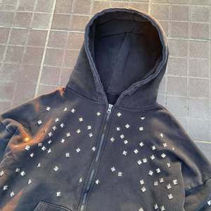 هودي رجالي عتيق الطراز وهوديز بطراز قديم مع تفاصيل من حجر الراين للملابس الشبابية، هودي وسترة مخصصة - Product Image 3