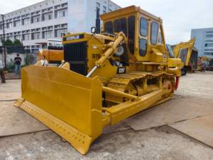 Bulldozer CAT D7G d'occasion, excellent état, faible nombre d'heures de fonctionnement et consommation de carburant, lame épaisse, bien entretenu, en stock - Product Image 1