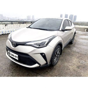 <span class=keywords><strong>Toyota</strong></span> C-HR 2.0L Luxury Edition 2021 d'occasion, SUV compact Pure Lineage, essence, utilisation quotidienne, performances fiables, économique - Product Image 1