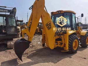 รถขุดตัก JCB 4CX ขับเคลื่อนสี่ล้อ ควบคุมทั้งสองด้าน ขายดี พร้อมคุณสมบัติประหยัดน้ำมันและสภาพดีเยี่ยม - Product Image 3
