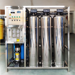 Attrezzatura addolcita del filtro ad osmosi inversa dell'acqua per la rimozione di sedimenti, ruggine e cloro residuo, utilizzata nelle piante di acqua in bottiglia. - Product Image 1