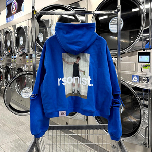 Felpa con Cappuccio Oversize Personalizzata di Alta Qualità, Effetto Sbiadito e Lavaggio Acido, Stampa DTG, Fodera in Raso, Taglio Crop - Product Image 2