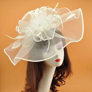 Sombrero Fascinador con Plumas y Flores para Carreras - Product Image 2