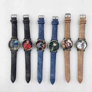 Montre quotidienne décontractée pour hommes en promotion avec bracelet en cuir PU Montre design Accepter Logo personnalisé Sublimation - Product Image 5
