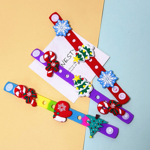 Xiyin Christmas Edition Perforated Shoes <b>Flower</b> <b>Bracelet</b> Children's Wear Wholesale - Product Image 2