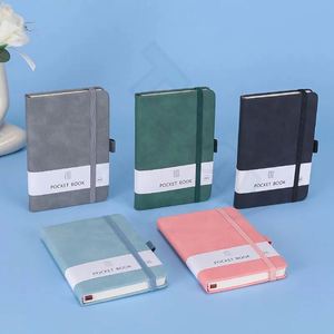 Carnet en cuir PU A5, carnet à couverture rigide B5 personnalisé avec bande élastique - Product Image 3