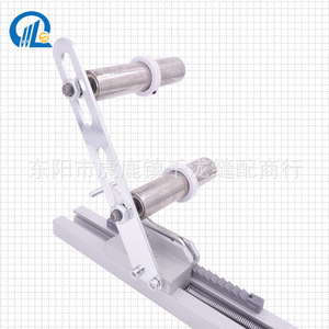 Équipement de traitement de vêtements : Pièce de machine à coudre à lit plat en acier avec cadre à bande élastique pour support de bière Huaguang - Product Image 4