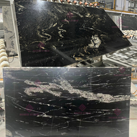 Dalles de granit cosmique noir de qualité supérieure marbre poli pour murs intérieurs de villa Tables à manger marches d'escalier carrelage