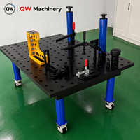 Table de soudage 3D en fonte à grande capacité, plateforme de gabarit de soudage flexible nitrurée pour pièces métalliques lourdes
