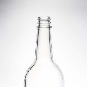 Botella de Vidrio Redonda de 1000 ml de la Mejor Calidad, Base Delgada con Hombro Plano para Vodka, Ginebra y Whisky - Product Image 3