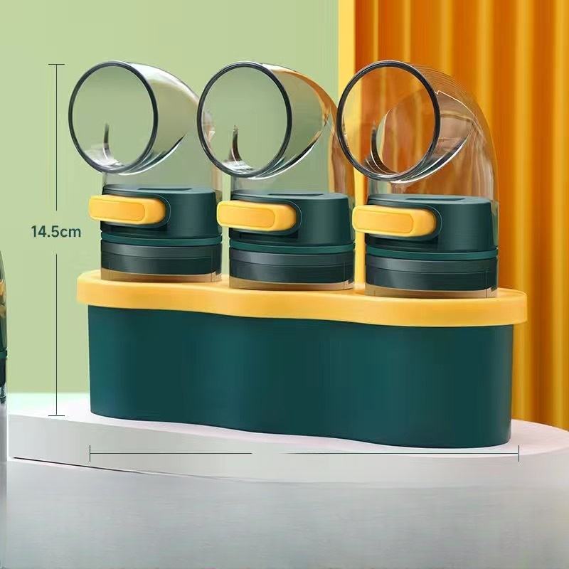 Tres paquetes verde oscuro [con base]