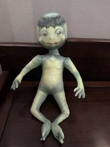 Peluche Alien Anime Unisexe, Coussin de Sommeil Ultra Doux, Super Moche, Drôle, Créatif, Mignon, en Polyester - Product Image 5