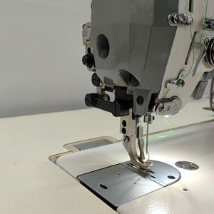 Machine à coudre industrielle à une aiguille, un point, deux pieds mobiles, modèle DS-0303R, pour la <span class=keywords><strong>couture</strong></span> de housses de siège auto avec coupe-fil automatique - Product Image 5